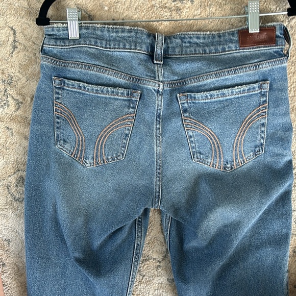 Hollister jeans - Picture 2 of 3
